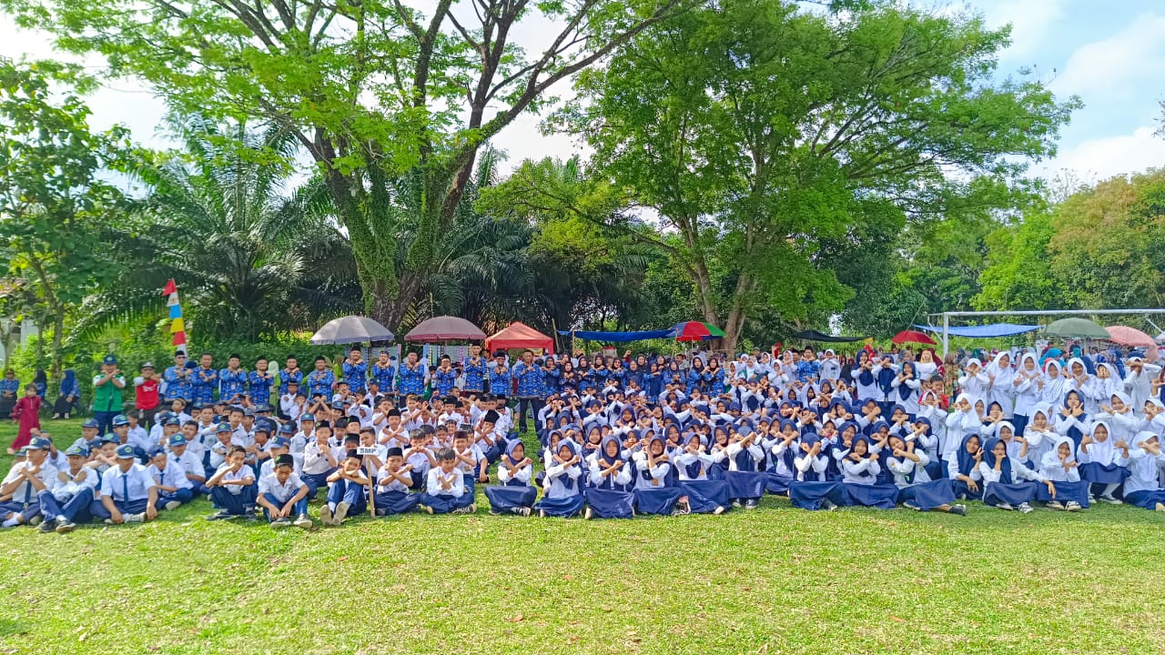 MTsN 1 Way Kanan Ikuti Upacara HUT ke-80 RI di Lapangan Bhayangkara Kasui