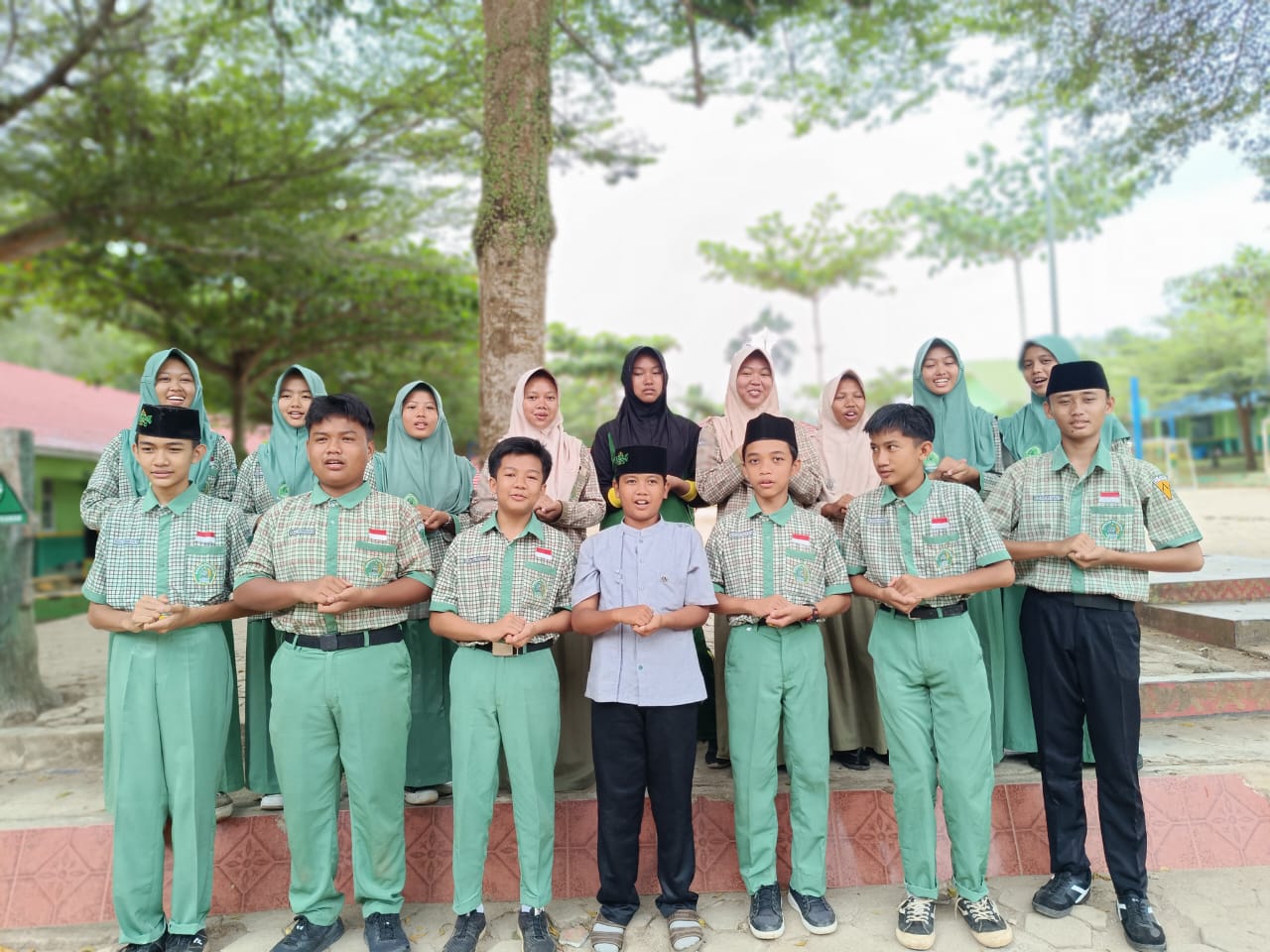 MTsN 1 Way Kanan Mantapkan Persiapan Maulid Nabi dengan Latihan Asmaul Husna