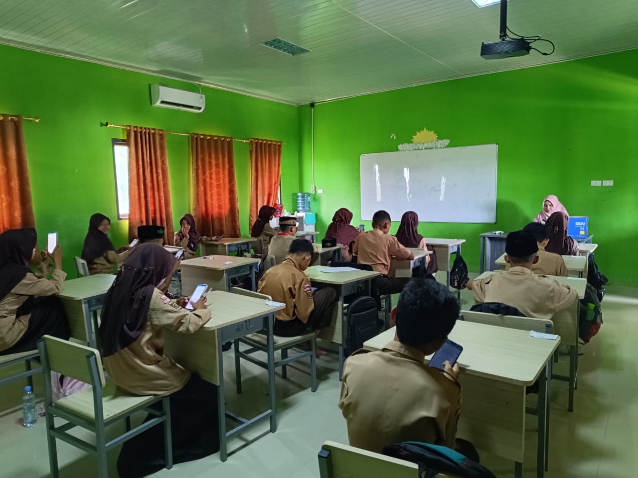 ASAS Ganjil Hari Kedua MTsN 1 Way Kanan Berjalan Lancar